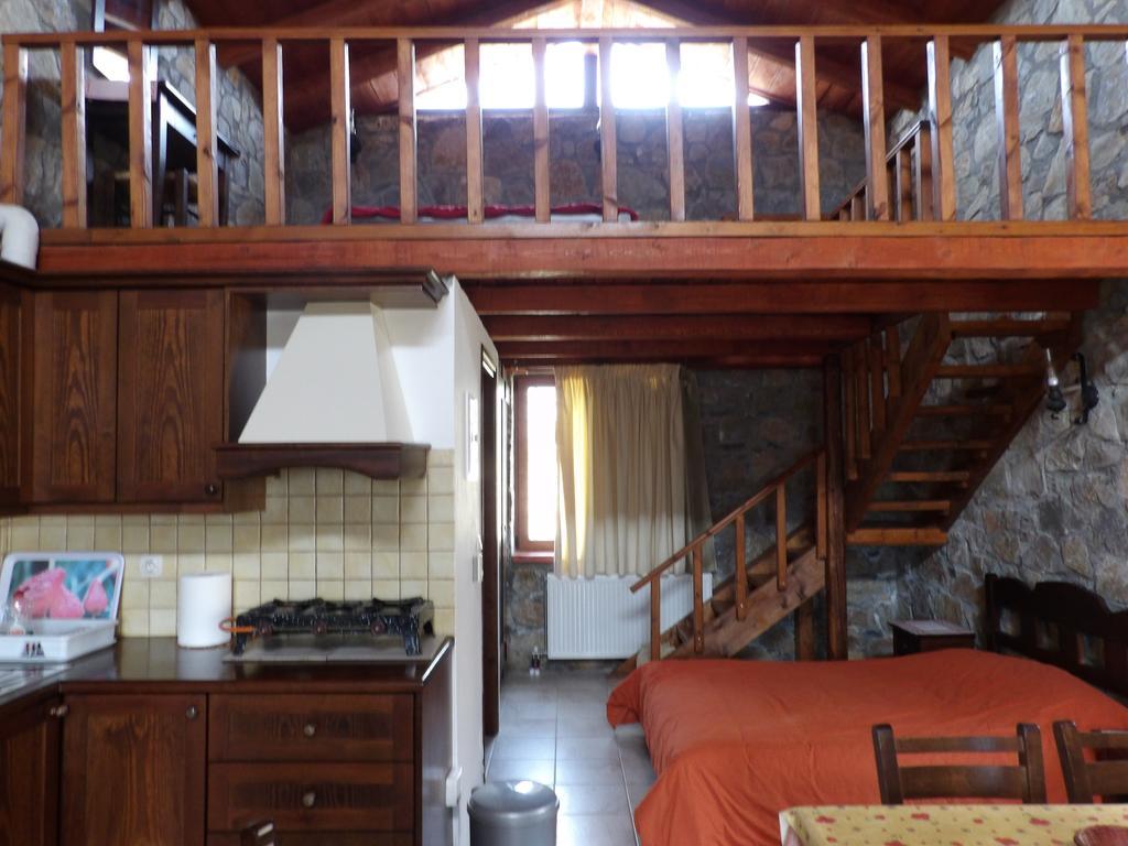 Arodamos Guesthouse Krousonas  Екстер'єр фото